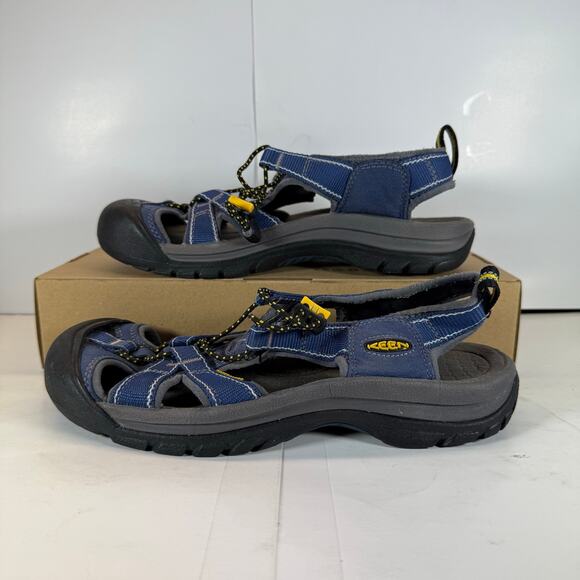 Keen Newport H2 Waterproof Hiking Sandals Mens Size Unknown main image 7